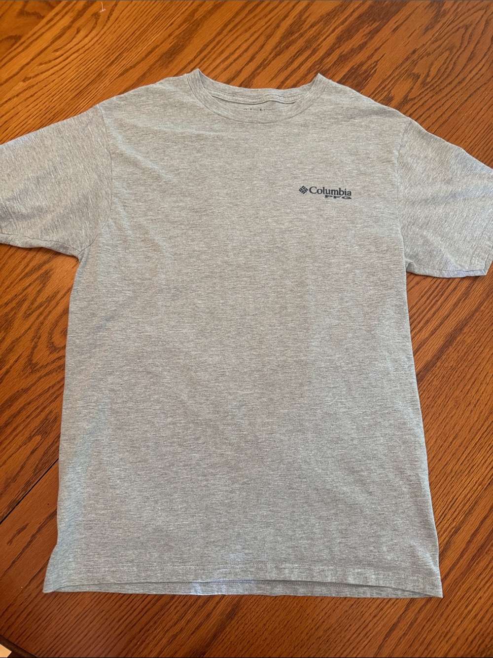 Columbia PFG Men’s medium t-shirt non smoking home